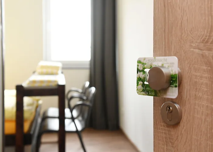 호텔 Grenzenlos 3*